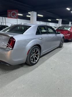 كرايسلر 300